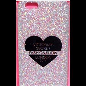 iPhone 5 Victoria’s Secret Phone Case